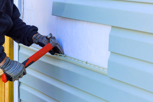 Reliable Siding Repair contractor in Montgomery, WV by Creative Siding
